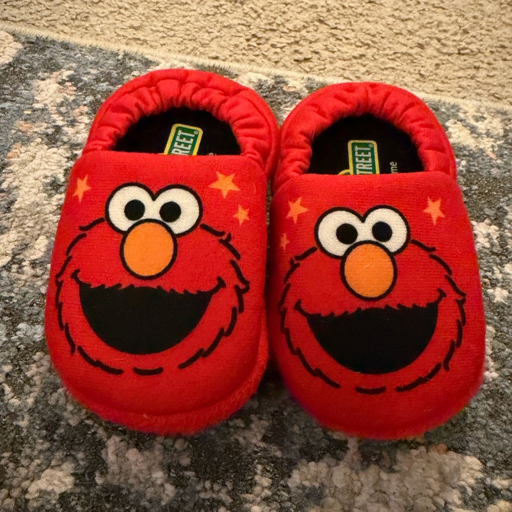 Sesame Street Red Elmo Kids Slippers